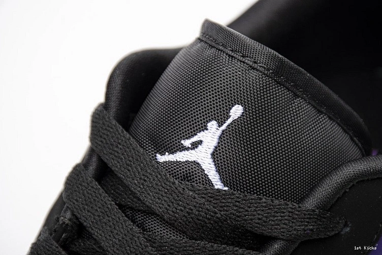 Court 553558-125  Purple Jordan 1 Low  1212